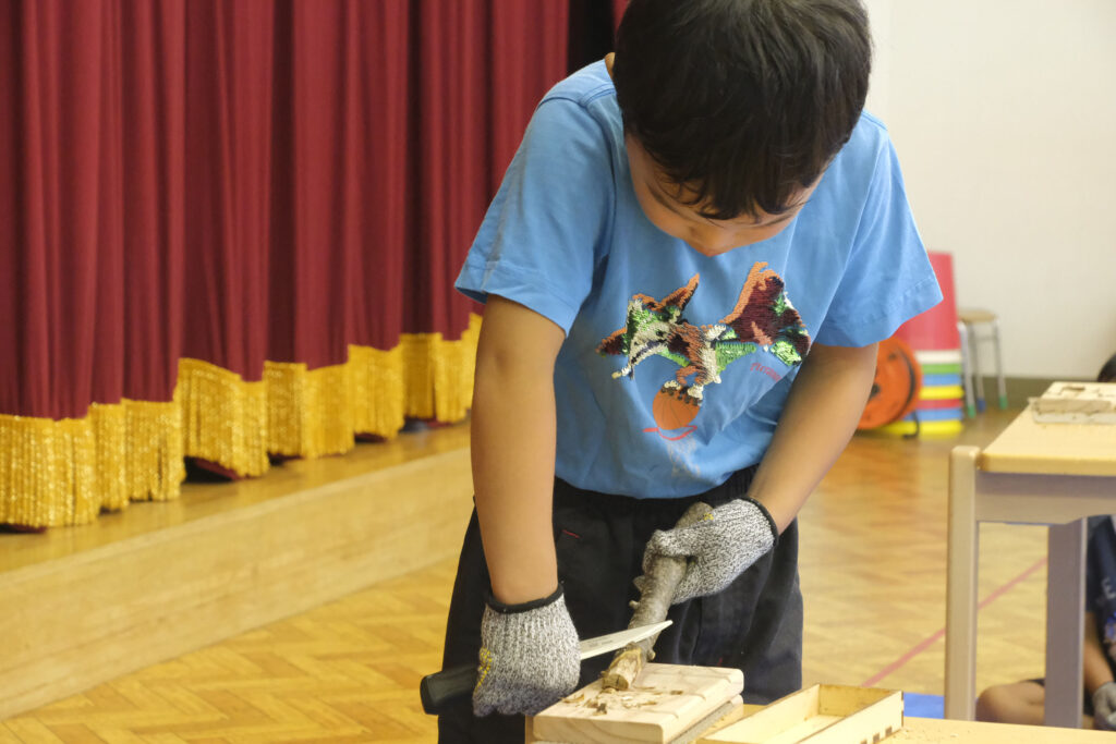 今回初登場の卓上削り台