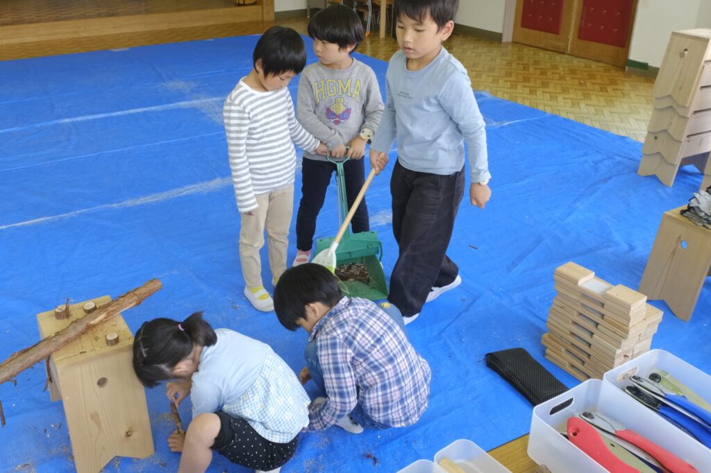 みんなで手分けしてお片付け