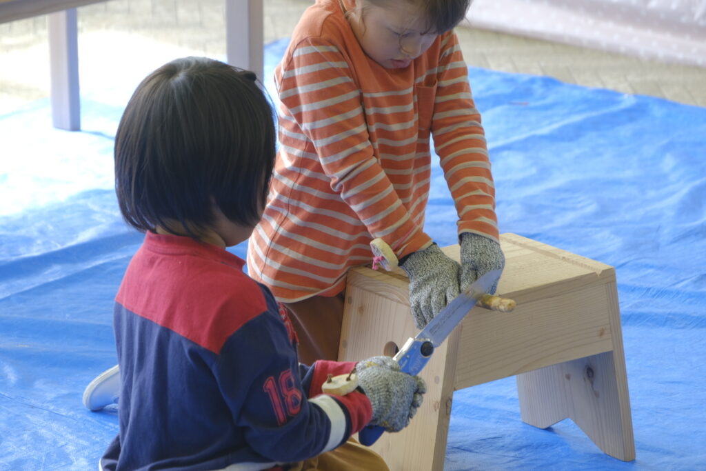 もうすぐきのこの形が完成です